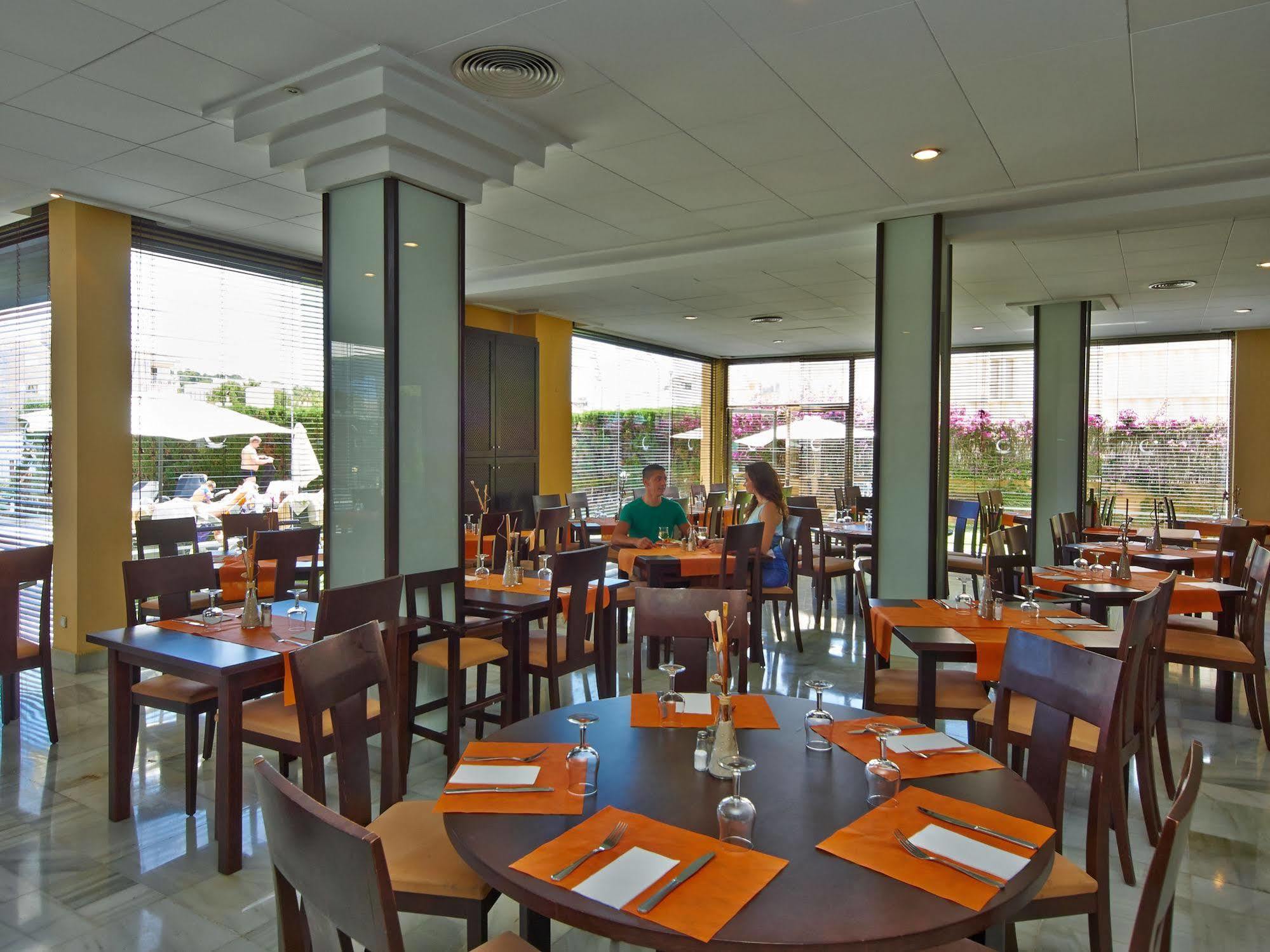 Hotel Illot Suites Cala Ratjada  Exterior foto